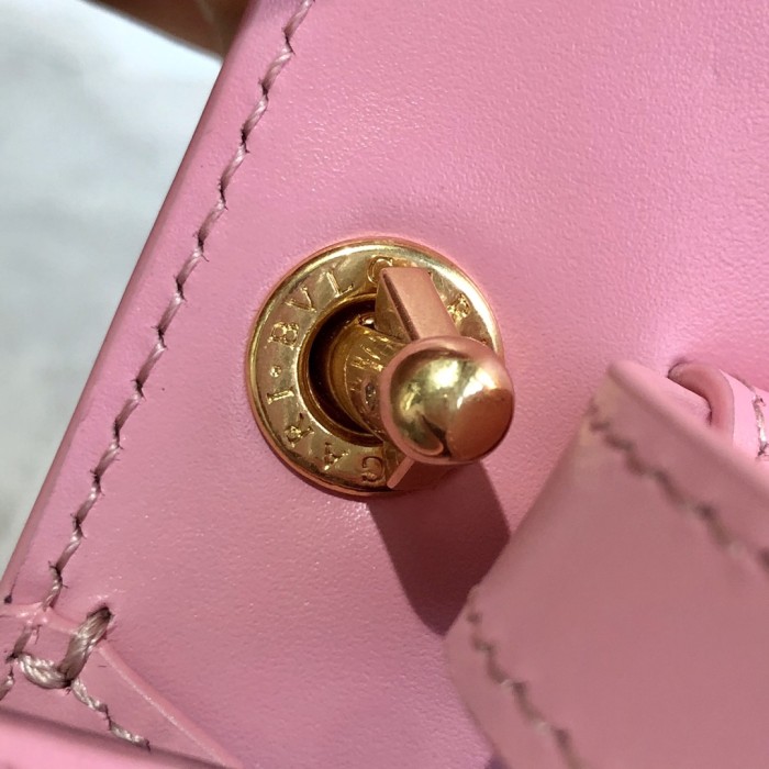 Handbags Bvlgari 288739 size:18.5*13*6.5 cm