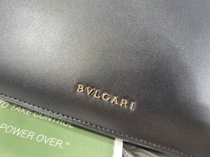 Handbags Bvlgari 292104950 size:22*15*4.5 cm