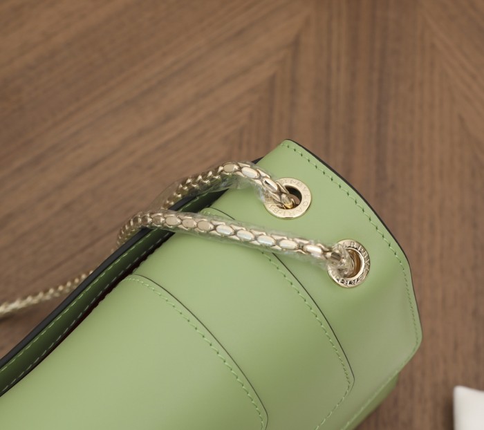 Handbags Bvlgari 29032391050 size:25*17*8 cm