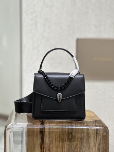 Handbags Bvlgari 290762 size:18*15*9.5 cm