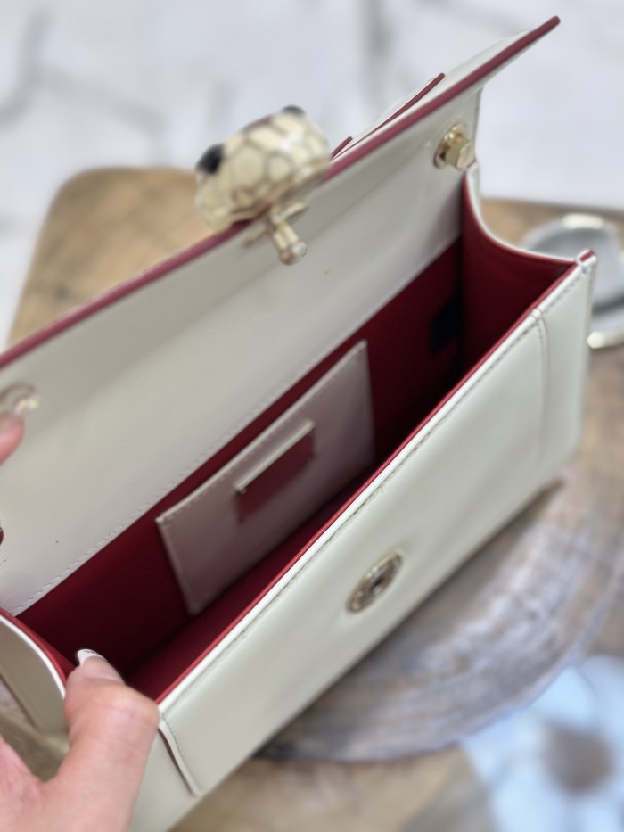 Handbags Bvlgari 38102 size:22*13*5.5 cm