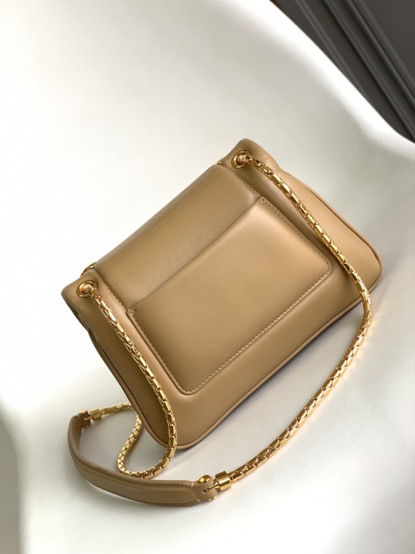 Handbags Bvlgari SERPENTI REVERSE size:22.5*15*7 cm