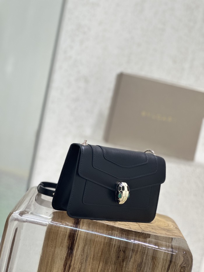 Handbags Bvlgari 38102 size:22*13*5.5 cm