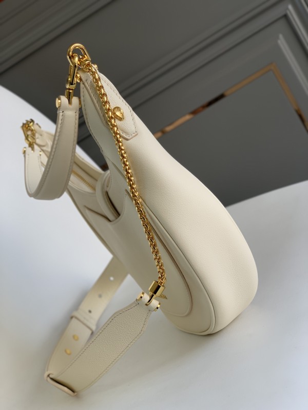 Handbags Bvlgari 2916400511 size:25.5*25*5.5 cm