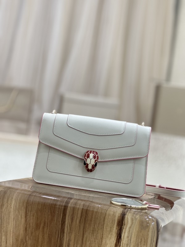 Handbags Bvlgari 38102 size:22*13*5.5 cm
