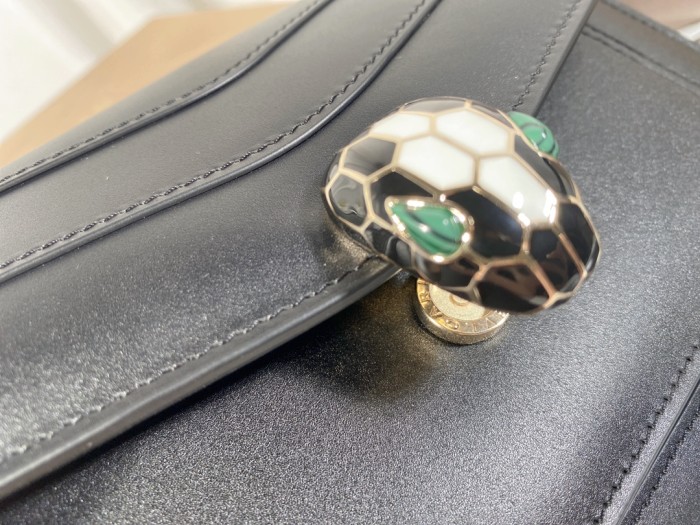 Handbags Bvlgari 292104950 size:22*15*4.5 cm