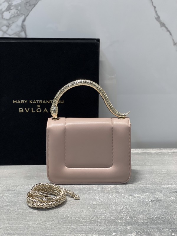 Handbags Bvlgari 291071 size:19.2*15*6 cm