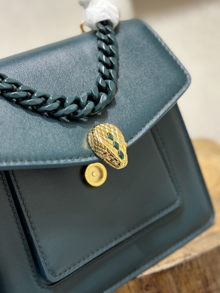 Handbags Bvlgari 290762 size:18*15*9.5 cm