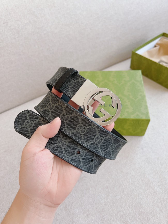 Handbags Gucci GG Supreme size:3.8 cm