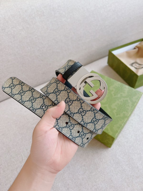 Handbags Gucci GG Supreme size:3.8 cm