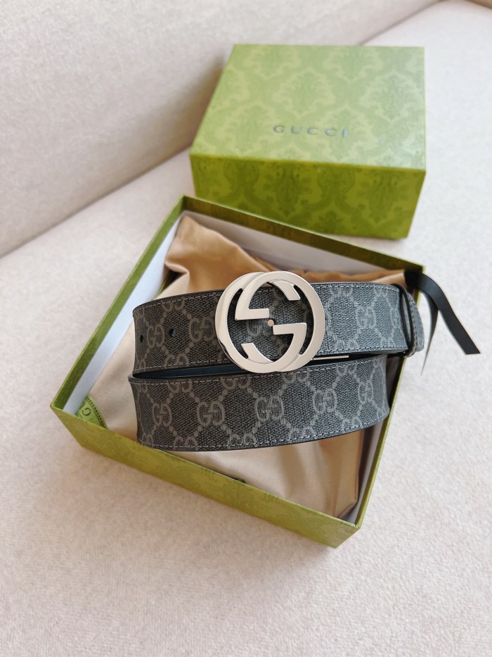 Handbags Gucci GG Supreme size:3.8 cm