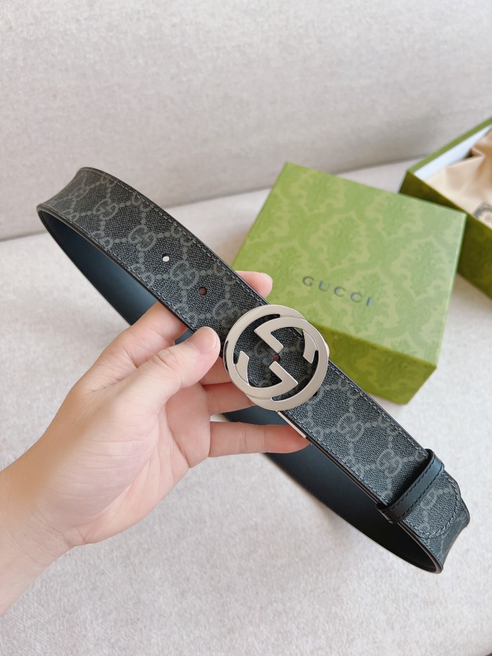 Handbags Gucci GG Supreme size:3.8 cm