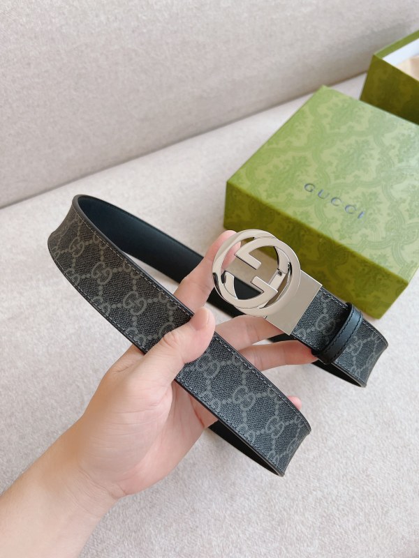 Handbags Gucci GG Supreme size:3.8 cm