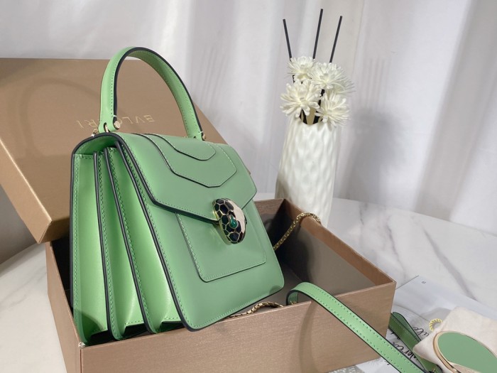 Handbags Bvlgari 24791050 size:18*16*10 cm