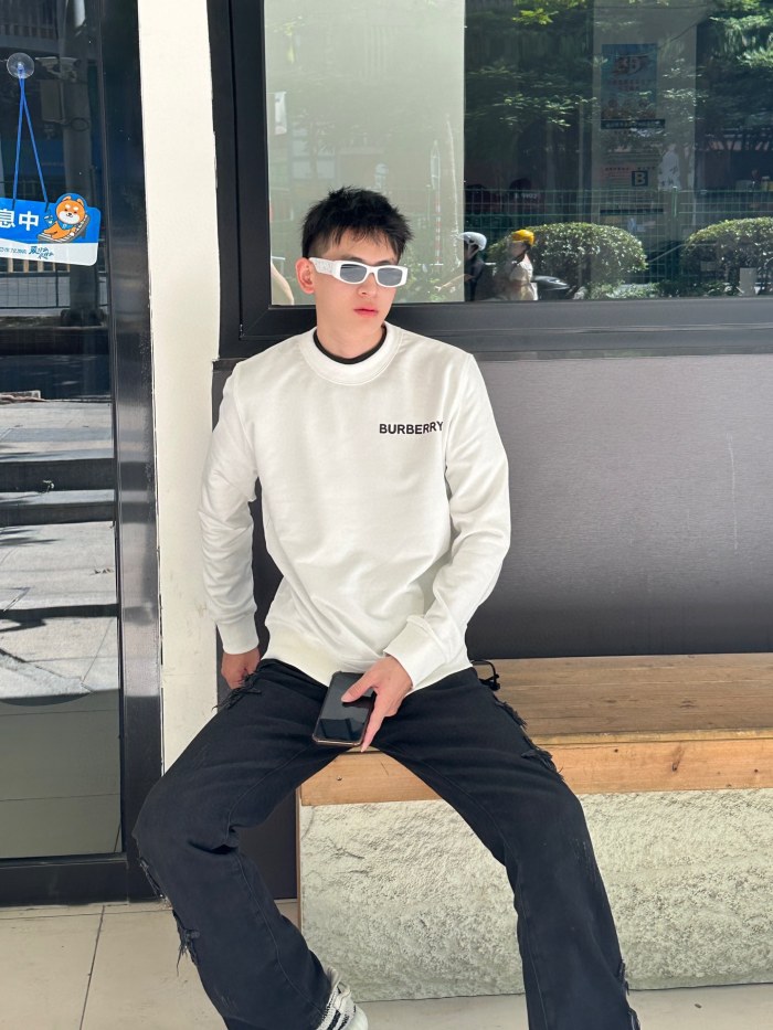 Clothes Burberry 537