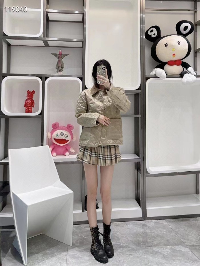 Clothes Burberry 551