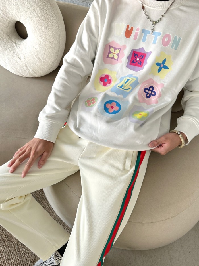 Clothes Louis Vuitton 953