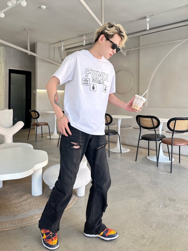 Clothes Balenciaga 693