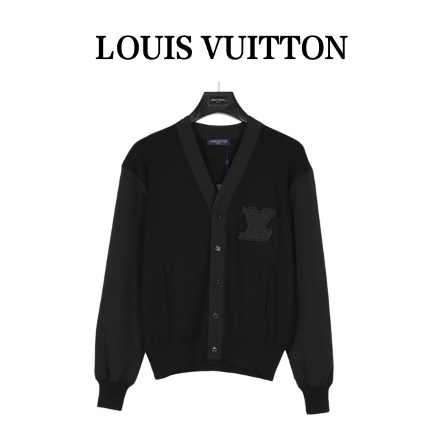 Clothes LOUIS VUITTON 949