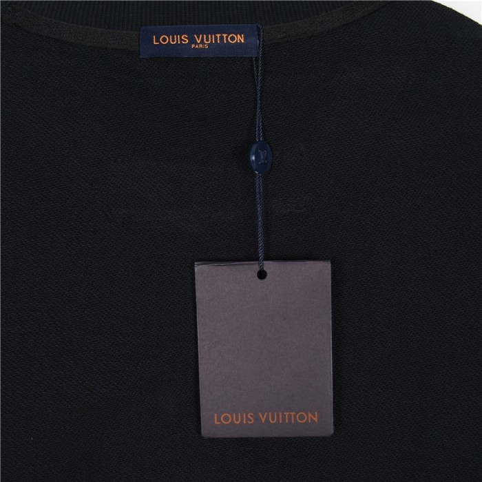 Clothes Louis Vuitton 952