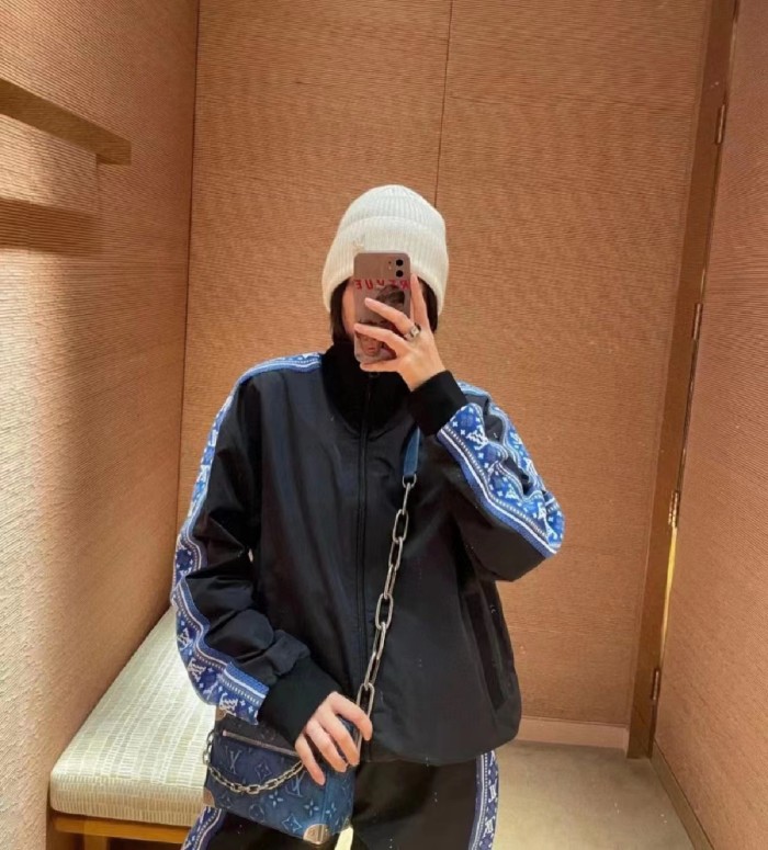 Clothes Louis Vuitton 956