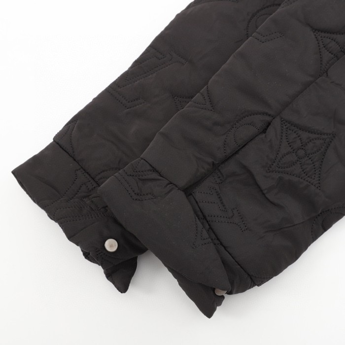 Clothes Louis Vuitton 955