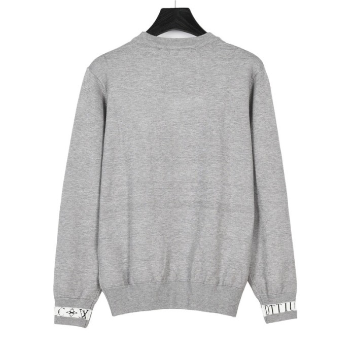 Clothes LOUIS VUITTON 950