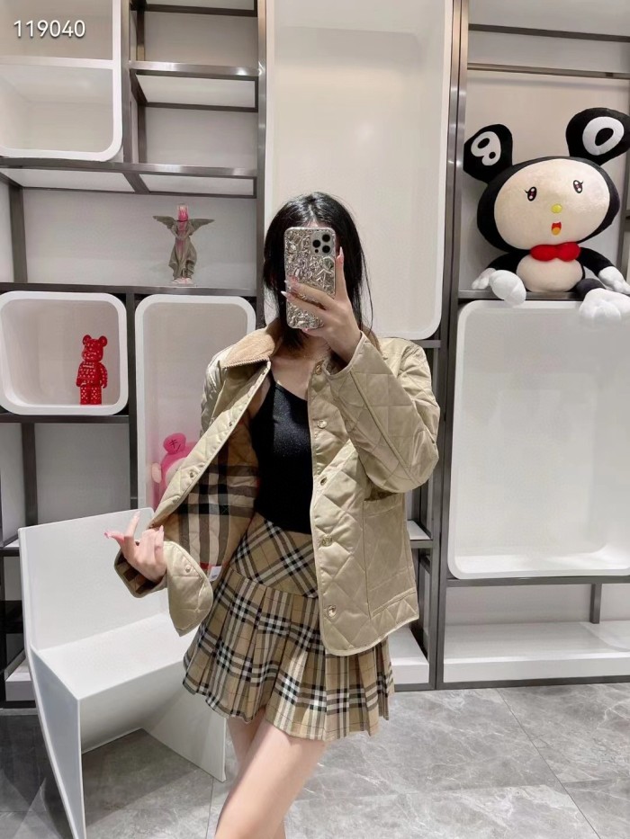 Clothes Burberry 551