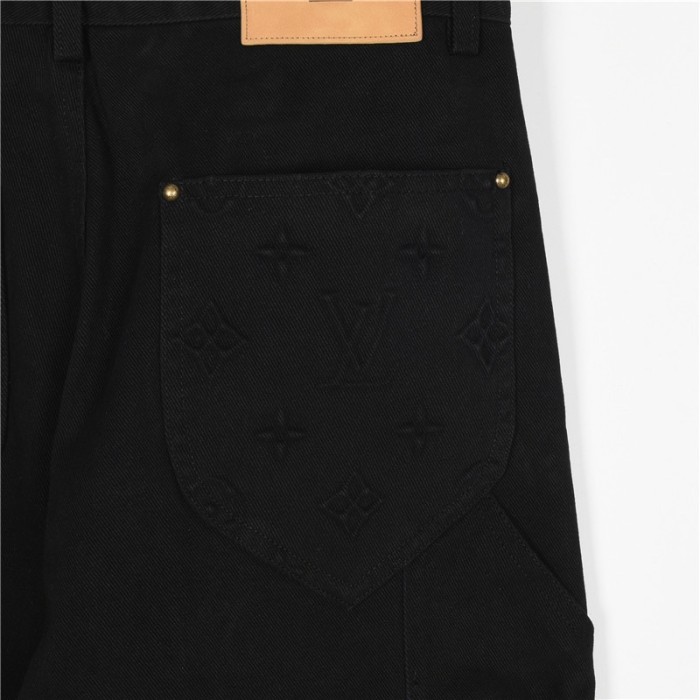 Clothes LOUIS VUITTON 951