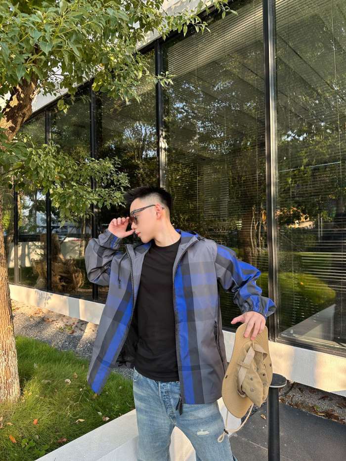 Clothes Burberry 562