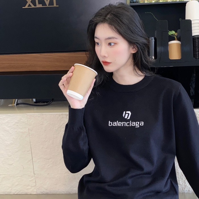 Clothes Balenciaga 705