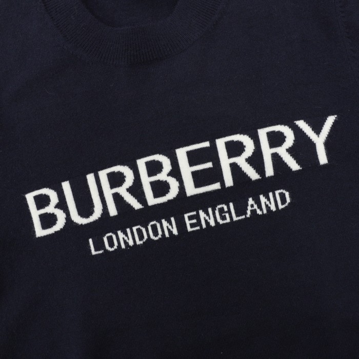 Clothes Burberry 572