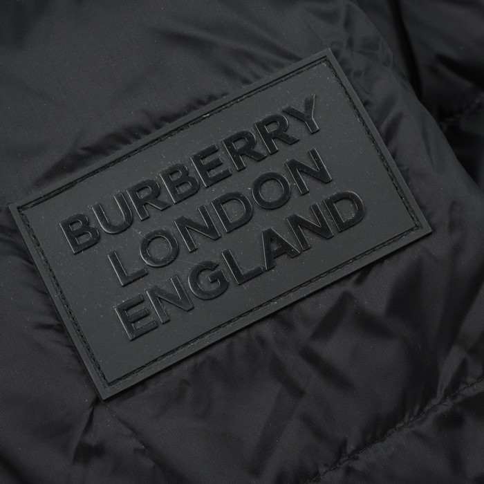 Clothes Burberry 561