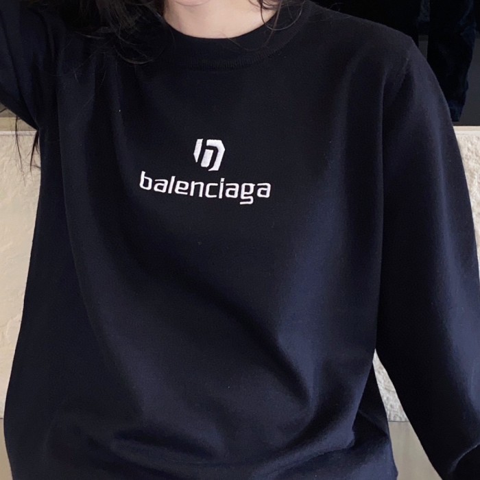 Clothes Balenciaga 705