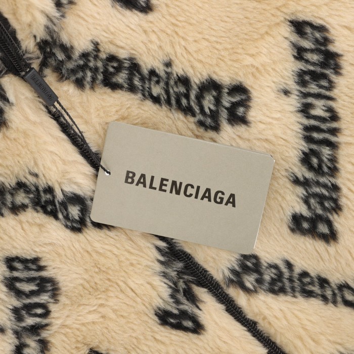 Clothes Balenciaga 725