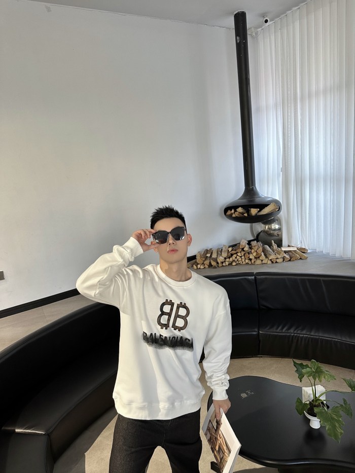 Clothes Balenciaga 715