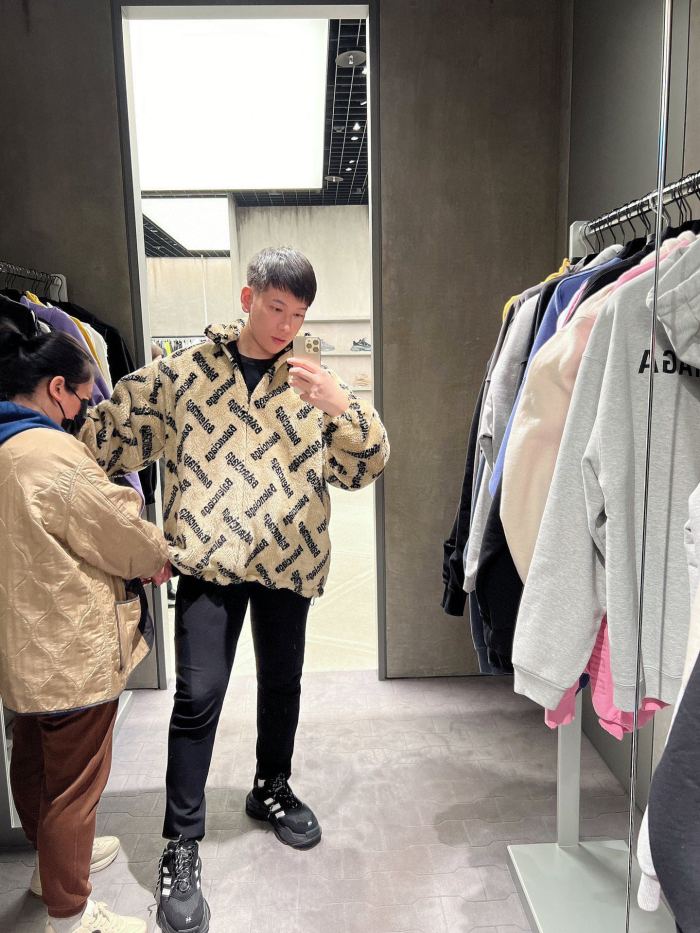 Clothes Balenciaga 725