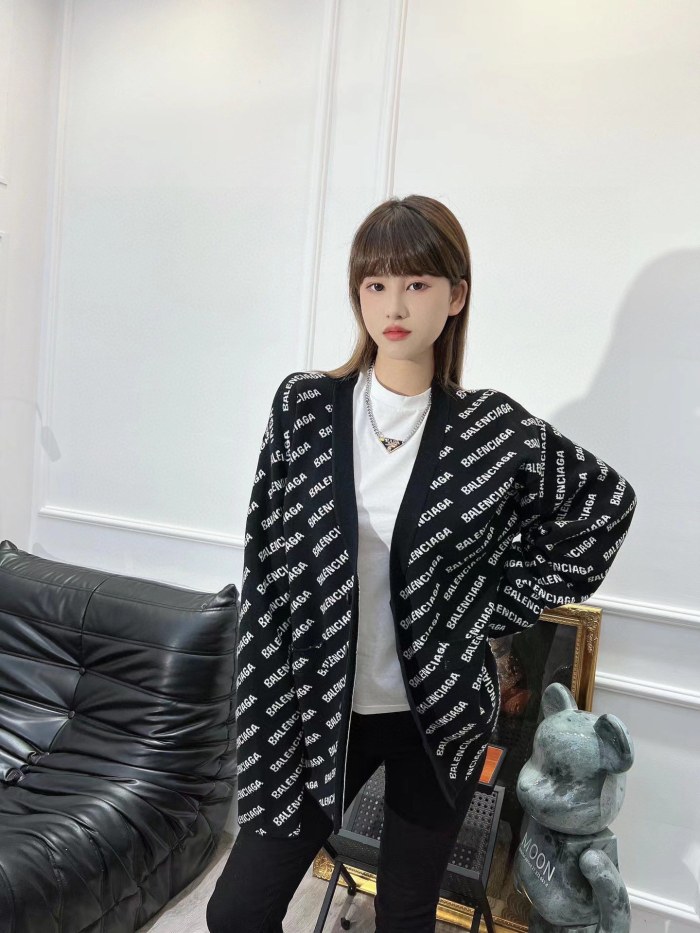 Clothes Balenciaga 716