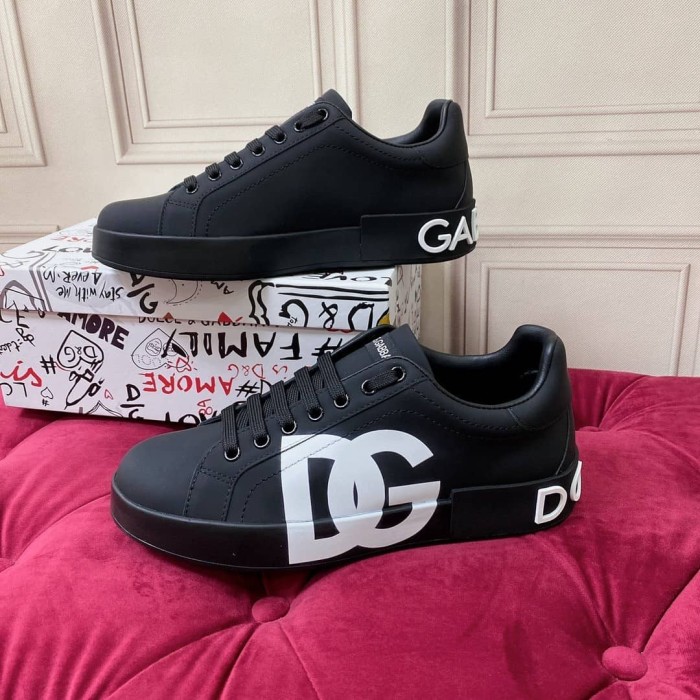 Dolce & Gabbana Low Tops Sneakers 232
