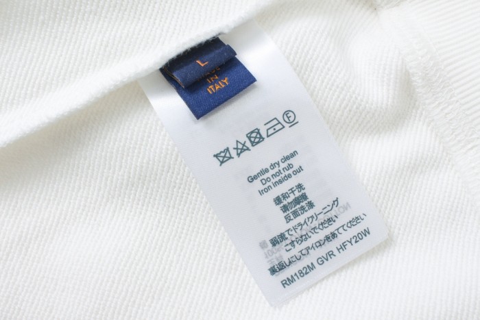 Clothes Louis Vuitton 962