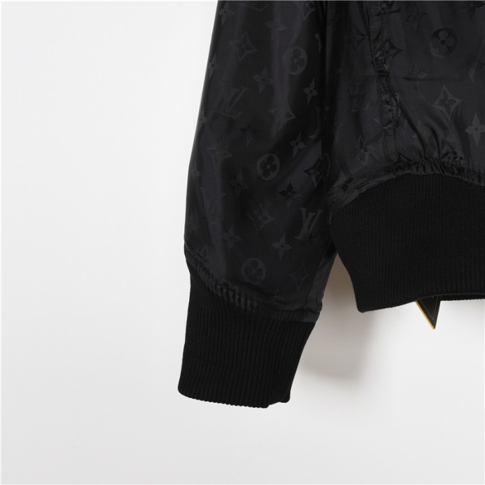 Clothes Louis Vuitton 959