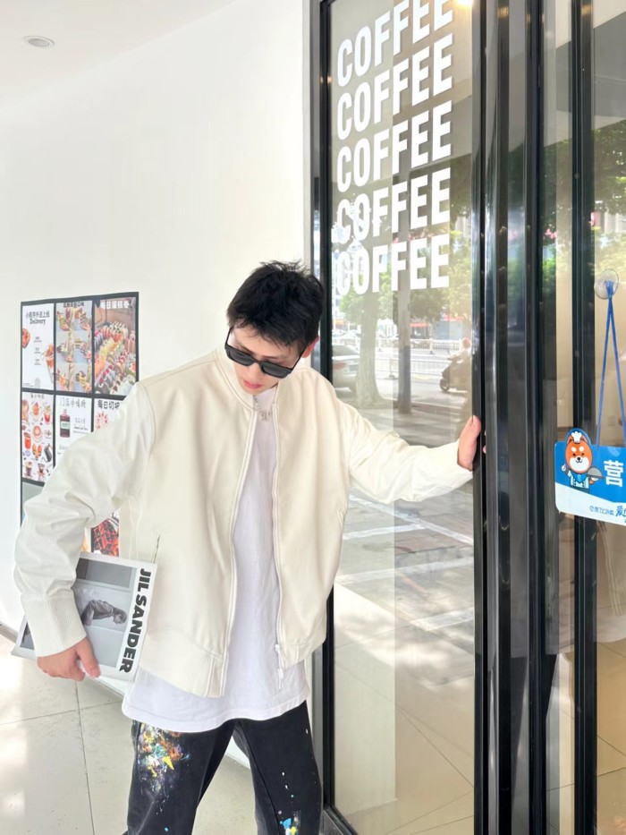 Clothes Louis Vuitton 960