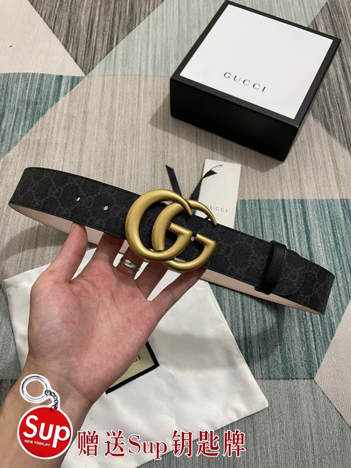 Streetwear Belt Gucci 160339