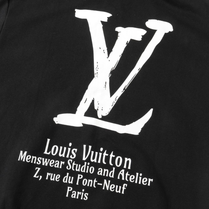 Clothes Louis Vuitton 969