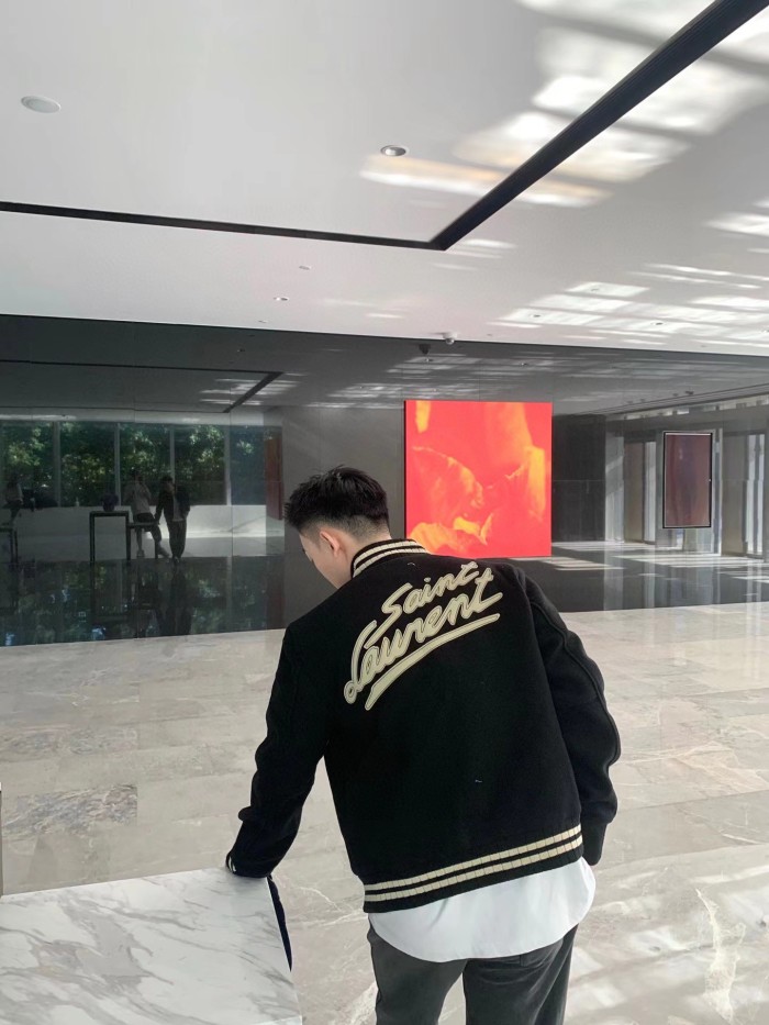 Clothes yves saint laurent 17