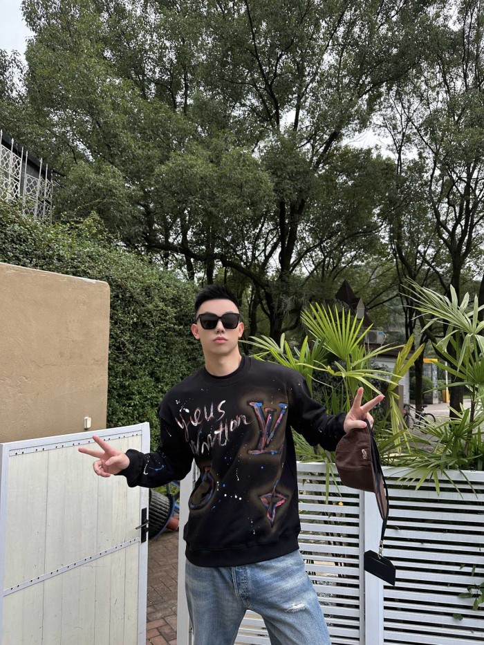 Clothes Louis Vuitton 967