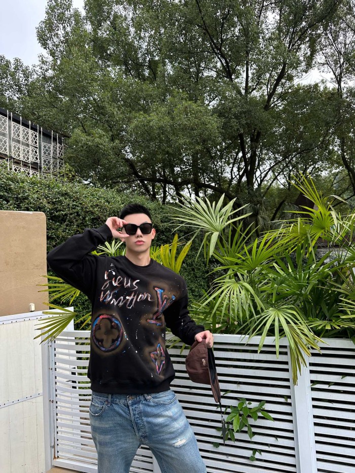 Clothes Louis Vuitton 967