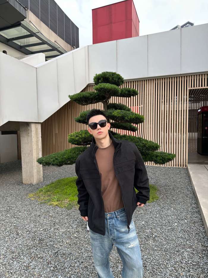 Clothes Louis Vuitton 965