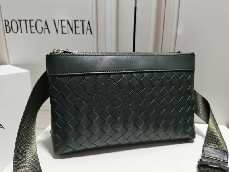 Handbags Bottega Veneta 836590 size 26*17*8