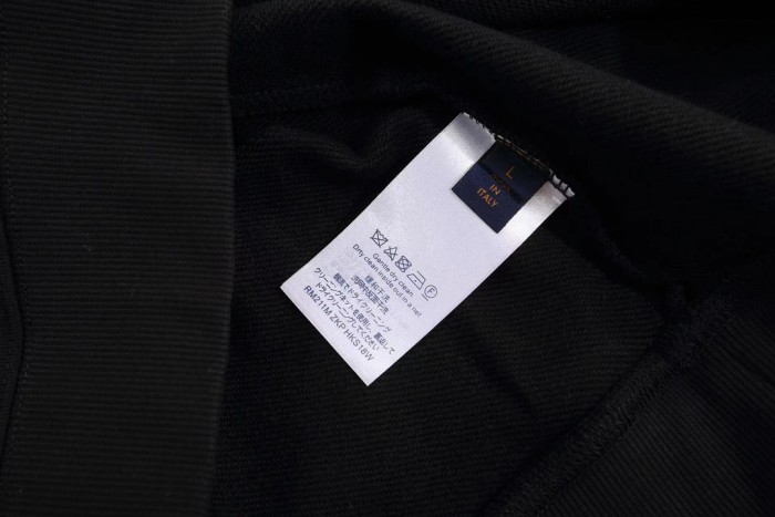 Clothes Louis Vuitton 988